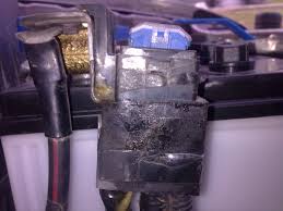 Bawa ke bengkel untuk pemeriksaan lanjut. Menara Kehidupan Bila Lampu Penunjuk Bateri Menyala