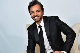 Eugenio Derbez Hollywood Se Ha Volcado A Proteger Nuestra Comunidad Golden Globes
