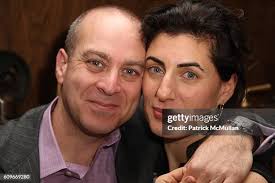 19 Elizabeth Kubany Photos & High Res Pictures