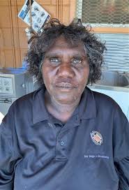 Engawala artists — Engawala Art Centre