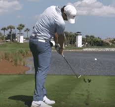 I'm going to show you some of the distinct differences. Golf Swing Tip 4 Ironclad Chunking Fixes So You Don T Hit Behind The Ball Golf Tip Reviews Pga Tour Inspired