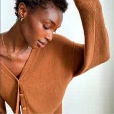 NWOT Aritzia Leeds Cardigan