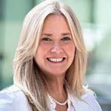 Lisa Koser's Instagram, Twitter & Facebook