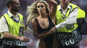 The main talking point of a relatively uneventful champions league final in madrid on saturday night was a pitch invader who interrupted the game in a model, who has seen her number of instagram followers increase exponentially over the course of the game, managed to get onto the pitch wearing. Pitch Invader Steals The Show At Uefa Champions League Final See Video