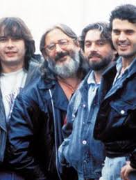 You can browse through routes by theme, or search for them based on your interests or location. Nomadi Biografia Recensioni Streaming Discografia Foto Ondarock