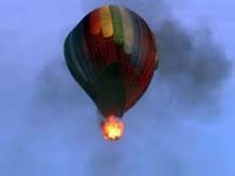 The friends were growing impatient for their balloon trip and finally decided to go in august. 22213 Airlive