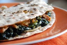 A base di farina, acqua, strutto seguite questa ricetta piadina con tutti i consigli passo passo e vedrete come fare la piadina fatta in casa non è solo facile e veloce!! Ricetta Piadina Vegana Senza Strutto 100 Naturale Non Sprecare