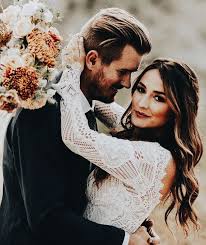 S T A R S T U D D E D S T U F F Wedding Picture Poses Wedding Photos Poses Wedding Photography Inspiration