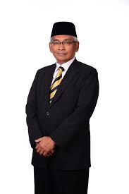 Soal calon menteri besar bukan lagi menjadi rahsia dan barisan nasional (bn) dikatakan akan menamakan saarani mewakili parti itu. Abdul Aziz Bari Wikipedia