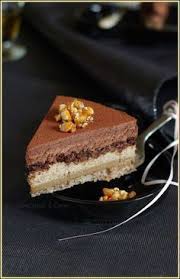 Entremets A La Noisette Cafe Et Chocolat Noir Un Trio Plus Que Gourmands Pour Un Premier Dessert Des Fetes De Noel Talons Hauts Cacao Gateaux Et Desserts Recette Dessert Dessert