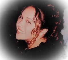 Lori Hollinger's Instagram, Twitter & Facebook