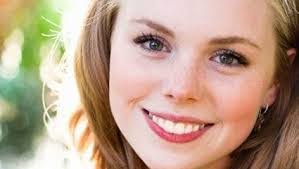 Deirdre Carlson's Instagram, Twitter & Facebook