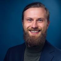 800+ Profile mit dem Suchbegriff „Dirks“