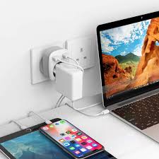 Vous vous déplacez souvent en angleterre ou dans des la présence d'une prise de terre permet d'évacuer les décharges électriques vers la terre. Adaptateurs De Voyage Tessan Adaptateur Prise Anglaise Uk Angleterre France Adaptateur De Voyage Avec 2 Usb Type G Europe Francaise Fr 2 Broches Vers Gb 3 Broches Pour Irlande Royaumeuni Bretagne Ecosse 2 4a Bricolage