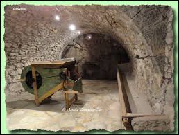 Moulin A Farine D Entrevaux 04 Camping Car Aires Et Sites Par Jetelle