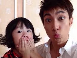 There is a gene called Wu Zun and Lin Liying, who thought her daughter  would follow her father, but the recent photos are full of mixed blood!