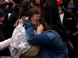 She identified her son as daunte wright, 20, and said he had called her when the police pulled him mr. Mkabcssn0jkp0m