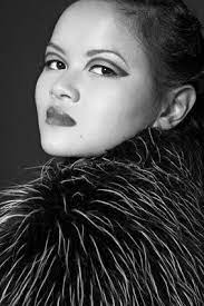 Examples Of Broad Short Lighting Ehow Studio Portraits Portrait Light Photography