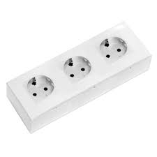 Superficie que puede contener una línea recta en cualquier posición. Base De Enchufe Triple De Superficie Kalia Blanco
