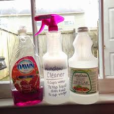 Faith In All Things Homemade Window Cleaner Window Cleaner Homemade Cleaning Recipes Window Cleaner