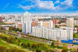 Der staat wird sehr autoritär regiert, informationen zu weißrussland dringen nur wenige nach außen. Minsk Luftpanoramablick Von Der National Library Of Belarus Aussichtsplattform In Minsk Weissrussland Lizenzfreie Fotos Bilder Und Stock Fotografie Image 63325740