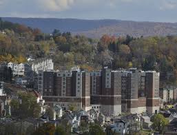 Seneca Hall Downtown Wvu Mountaineers Letsgomountaineers Westvirginia Westvirginiauniversity Morgantown Dorm Wvudorm Morgantown Residence Hall Hall