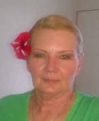 Ellen Riemer's Instagram, Twitter & Facebook