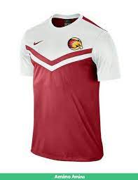 Estampado delante con relieve aterciopelado. Se Abate Buze SumÄƒ De Bani Halcones Dorados Uniforme Fratellisalaorni It