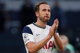 1 day ago · manchester city are pushing ahead with their bid to sign harry kane despite continued denials from tottenham that they are prepared to listen to offers for the striker, sources have told espn. Man City Linked Kane Told Spurs Players Are On His Side As Sanchez Reacts To Transfer Talk Goal Com