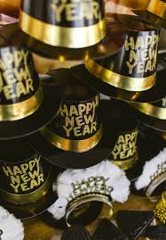 22 Ideas For A New Year S Eve Wedding New Year S Eve Hats Newyear New Years Eve Weddings