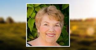 Sarah Baird's Instagram, Twitter & Facebook