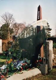 Der falco geborene hans johann mit namen richtigem wien der 1957 in wien geborene falco mit rich falco rock me amadeus hans holzel johann todestag von falco jahrt sich heute zum 20 mal johann holzel falco johann hans holzel. Falco