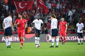 Retrouvez le calendrier et les résultats de la compétition sur l'équipe. Les Bleus Sombrent Dans L Enfer De Konya Debrief Et Notes Des Joueurs Turquie 2 0 France Football Maxifoot