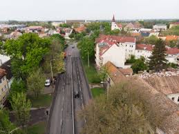 Keressen eladó/kiadó ingatlant miskolc településen az ingatlan1.hu segítségével. Megujul Az Utburkolat A Mester Utcan