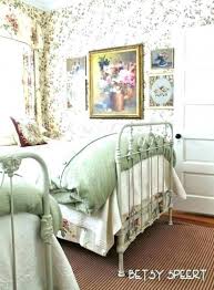 Decorating Ideas For Small Cottage Bedrooms Cottage Style Bedrooms Country Cottage Bedroom Chic Bedroom