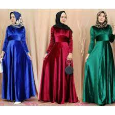 Desainnya yang lebih menarik dan variatif akan membuat penampilan anda terlihat lebih kekinian. 20 Trend Terbaru Model Baju Kain Bludru Poppy Rock