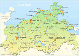 Nachdem man auf dem weg bis plau fast ausschließlich auf kanälen und flussläufen unterwegs war, bietet sich ein ausflug oder eine rundfahrt über den plauer see an. Kommentar Mecklenburg Vorpommern Macht Aus Vier Theatern Eins
