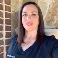 Cassie Chappell's Instagram, Twitter & Facebook