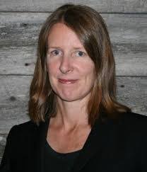 Jennifer Dwyer's Instagram, Twitter & Facebook