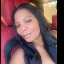 Norris Hassell's Instagram, Twitter & Facebook