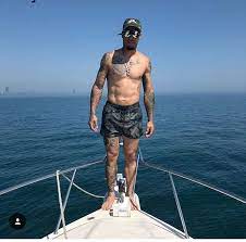 Javier baez is a hot puerto rican baseball player for the chicago cubs with tats, muscles and a nice baseball chicago cubs baseball player javier baez is a wickedly hot man that i can't get enough of. Cubs Javier Baez Chicago Cubs Baseball Cubs Players Baez Cubs
