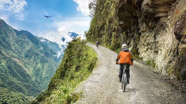 For World Bicycle Day: The ten most impressive bicycle routes in the world | IAA MOBILITY