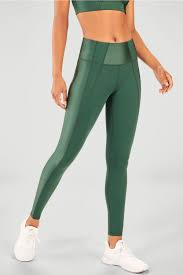 Sie war von 2002 bis 2016 turniertänzerin in deutschland. Powerhold High Waist Glanz 7 8 Leggings 2 Fur 24 Fur Neue Vip S Fabletics