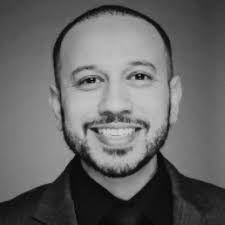 Lynda Malone's Instagram, Twitter & Facebook