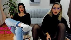 Miss_Annye From Stripchat Free Porn Video Record - big-tits-titty-fuck,  glamour, fingering-young, black-hair,