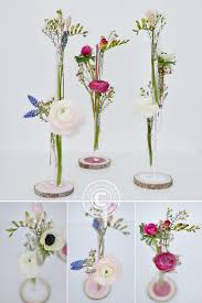 Eigentlich findet sich in jeder wohnung auch dekoration, denn durch beispielsweise vorhänge, kerzen, lampen, blumen, figuren, erinnerungsstücke und souvenirs oder bilder wird eine wohnung erst wohnlich und. Diy Deko Mit Fruhlings Blumen In Reagenzglasern Selbermachen Seaside Cottage