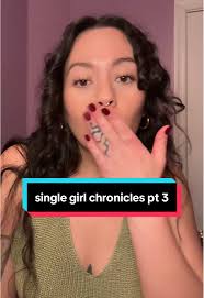 allison fernandez (@lil.fernie_)