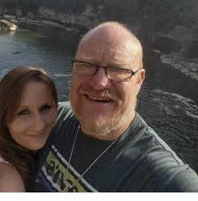 Are there any 17 inch chrome rims for 08 HHR available in Corbin London KY  area?