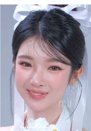 Echo Chan's Instagram, Twitter & Facebook