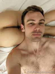 OnlyFans - Xlpwrfkr breeds Gustavo - GayBB